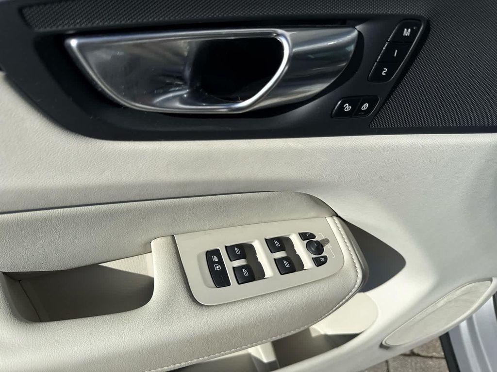 used 2023 Volvo XC60 car, priced at $34,200