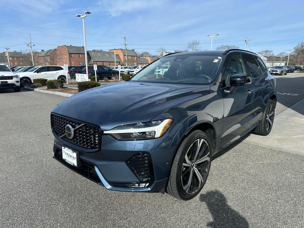 used 2023 Volvo XC60 car, priced at $37,900