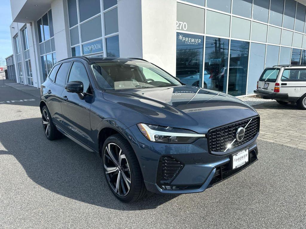 used 2023 Volvo XC60 car, priced at $37,900