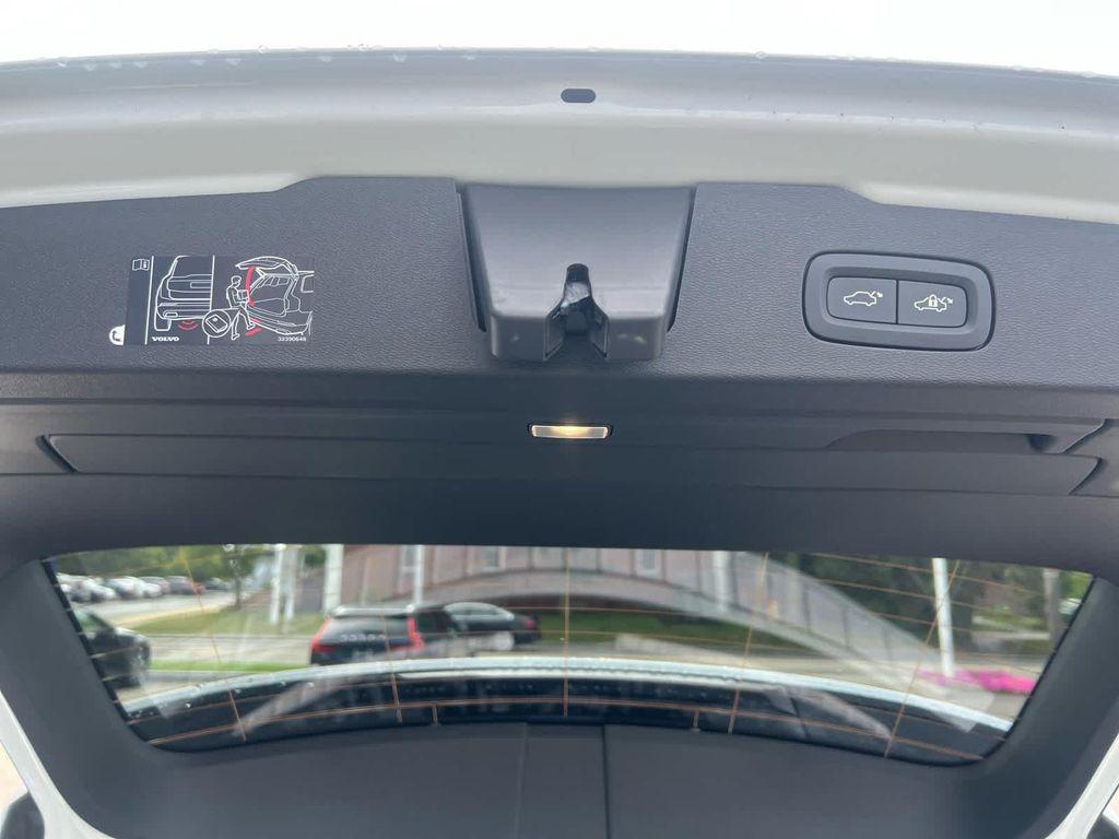 new 2025 Volvo V60 Cross Country car, priced at $58,905