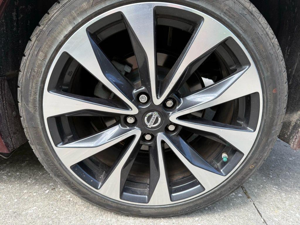 used 2016 Nissan Maxima car, priced at $13,495