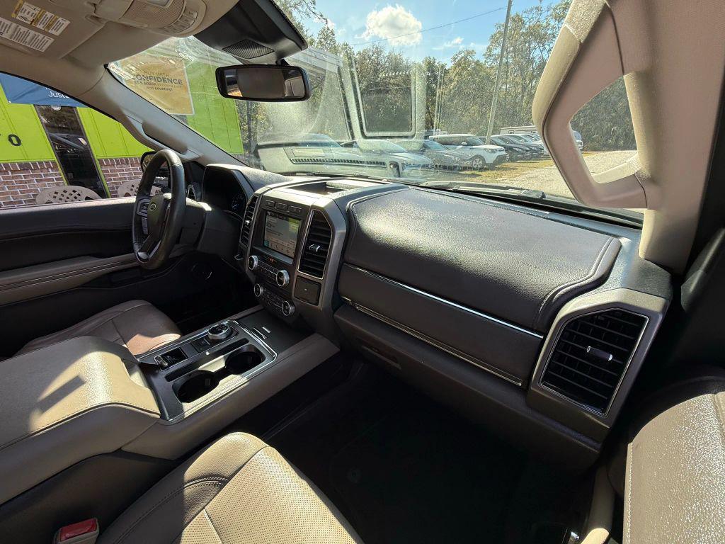 used 2018 Ford Expedition car, priced at $17,995