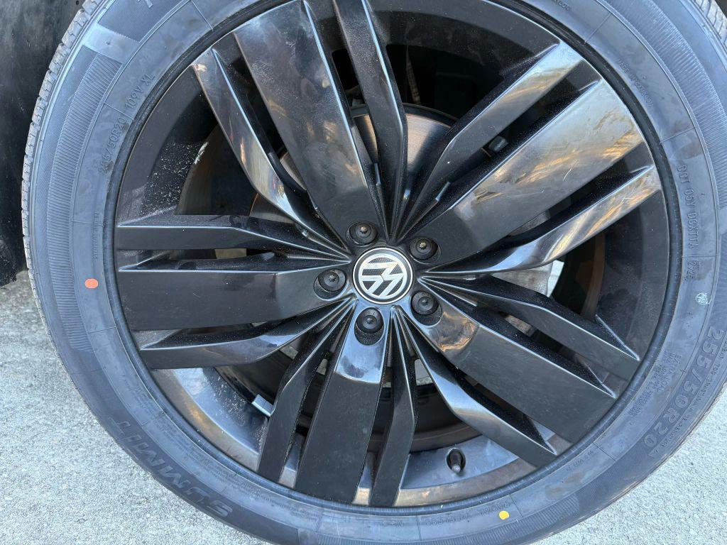 used 2019 Volkswagen Atlas car, priced at $14,995