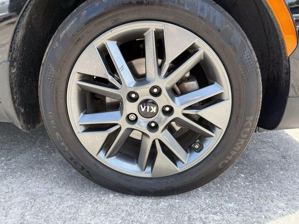 used 2021 Kia Soul car, priced at $14,495