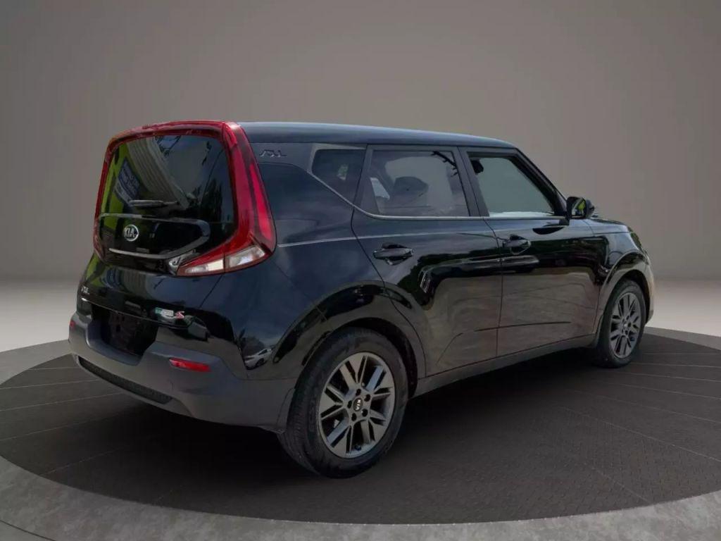 used 2021 Kia Soul car, priced at $14,495