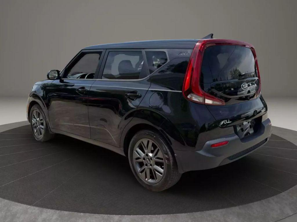 used 2021 Kia Soul car, priced at $14,495