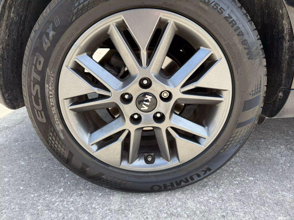 used 2021 Kia Soul car, priced at $14,495