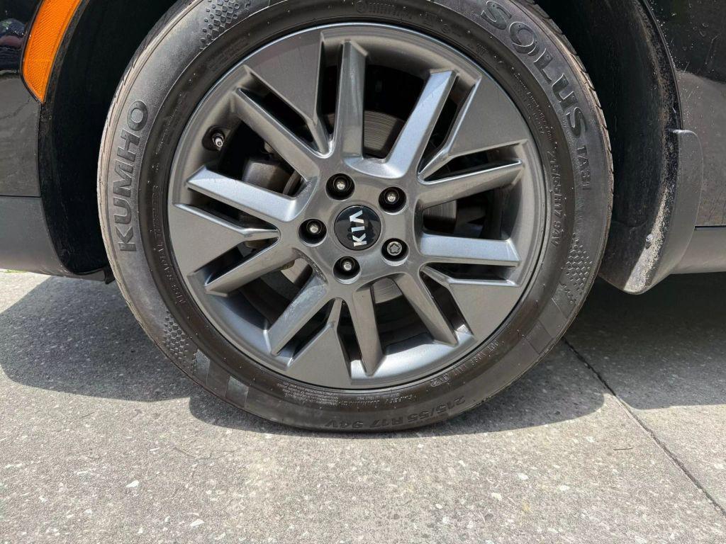 used 2021 Kia Soul car, priced at $14,495