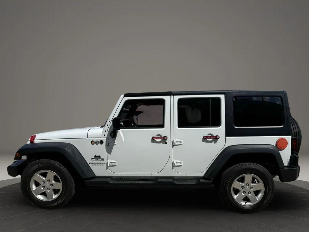 used 2014 Jeep Wrangler Unlimited car, priced at $18,495