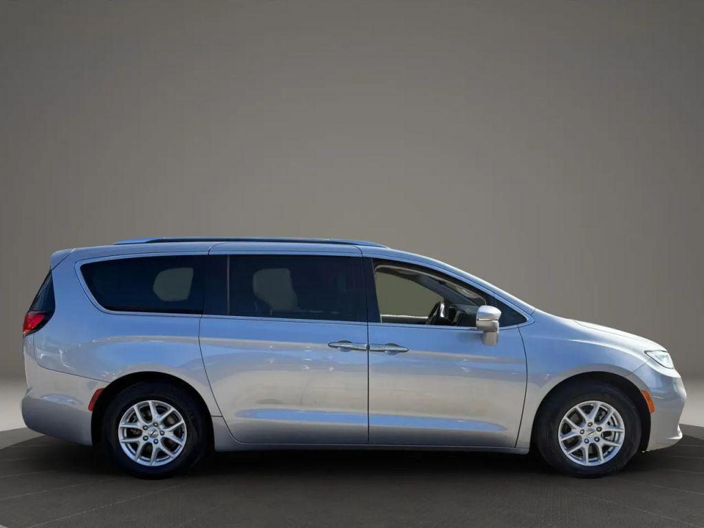 used 2021 Chrysler Pacifica car, priced at $19,495