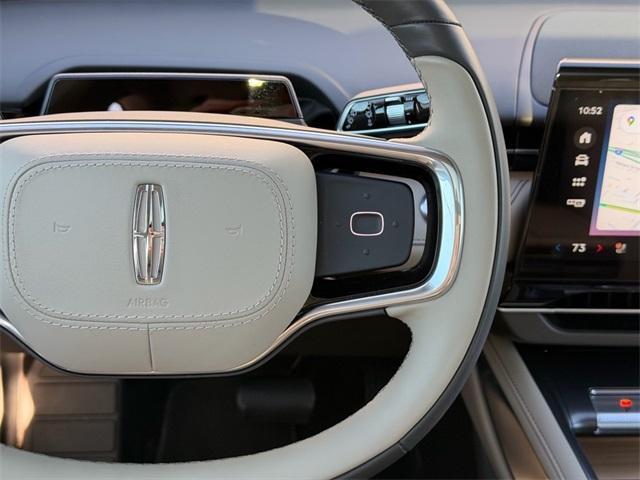 used 2025 Lincoln Nautilus car, priced at $55,999