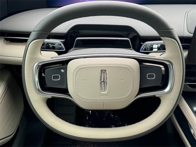 used 2025 Lincoln Nautilus car, priced at $57,985