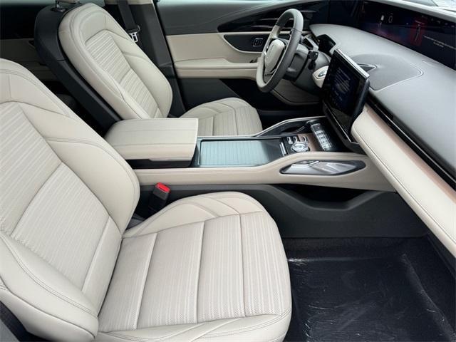 used 2025 Lincoln Nautilus car, priced at $57,985