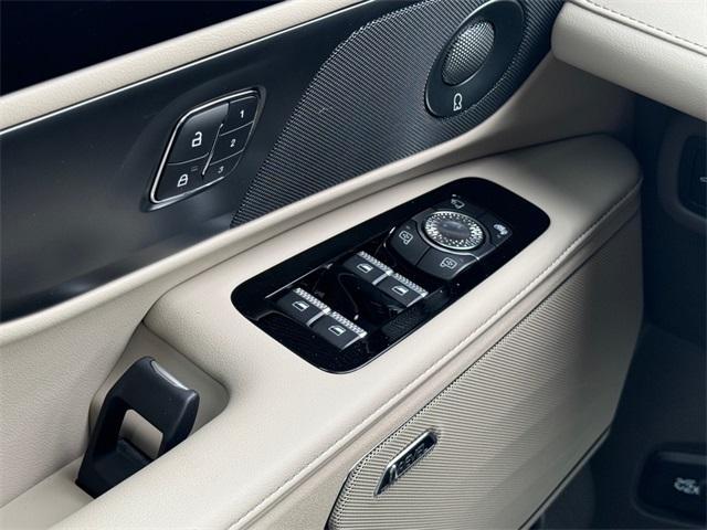 used 2025 Lincoln Nautilus car, priced at $57,985