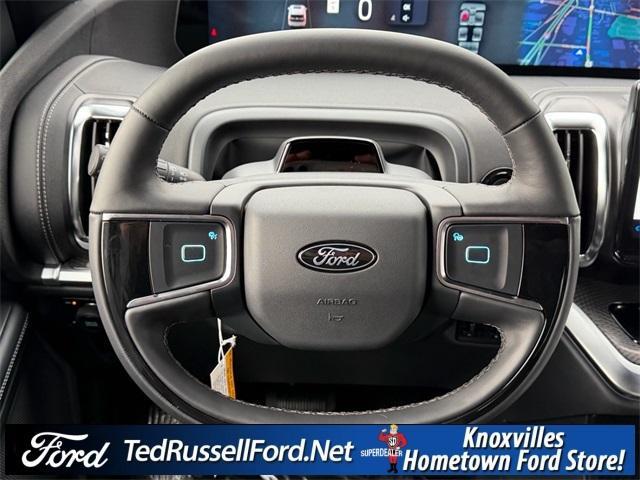 new 2025 Ford Expedition car, priced at $81,116