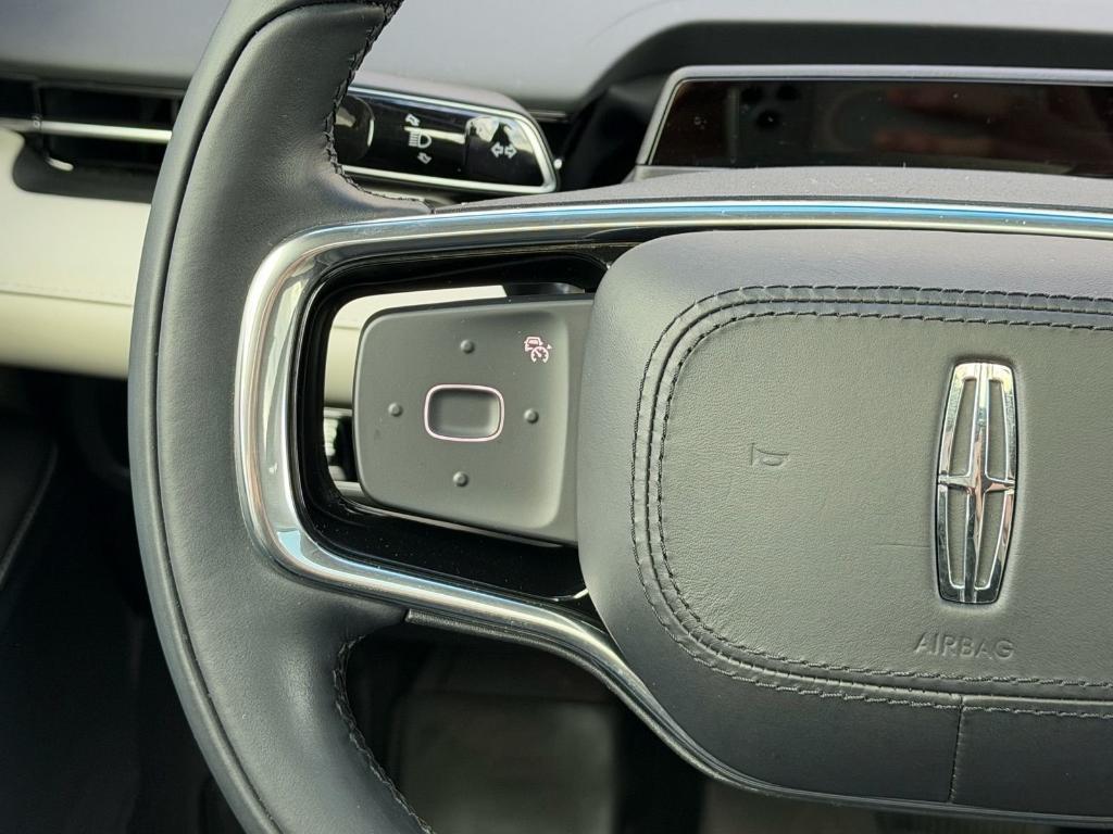 used 2024 Lincoln Nautilus car, priced at $47,995