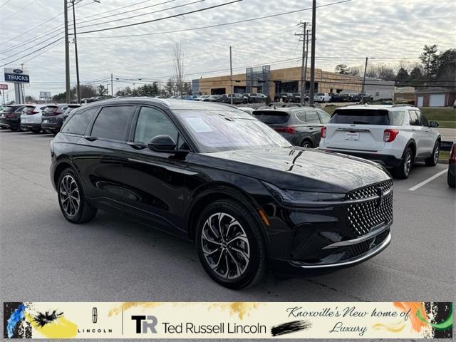 used 2025 Lincoln Nautilus car, priced at $54,995