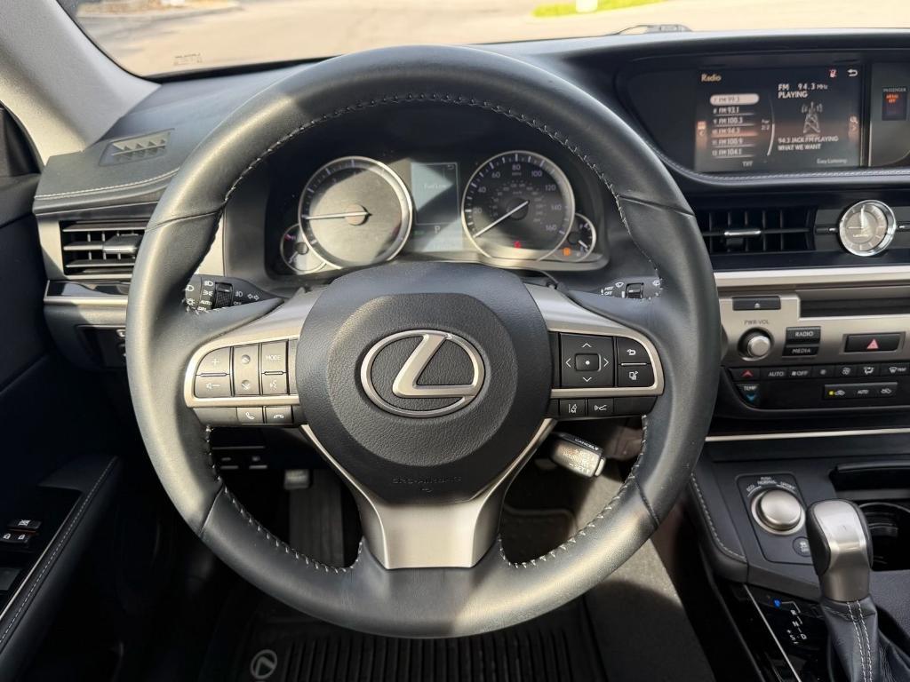 used 2018 Lexus ES 350 car, priced at $26,190