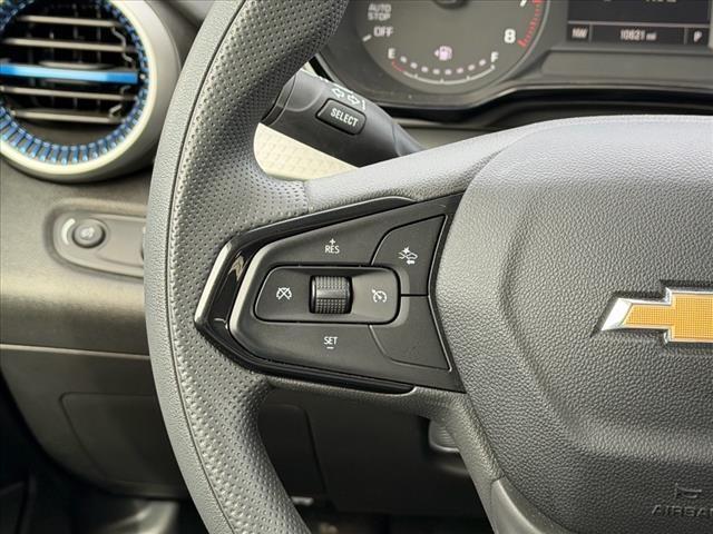 used 2025 Chevrolet Trax car, priced at $19,944