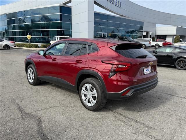 used 2025 Chevrolet Trax car, priced at $19,944