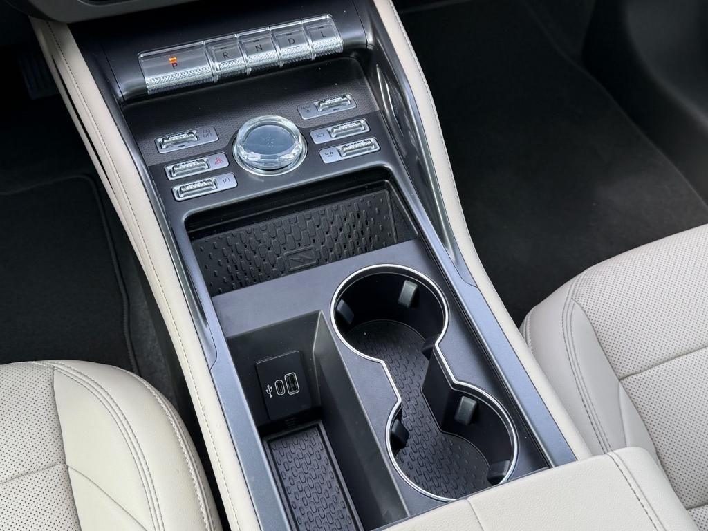 used 2025 Lincoln Nautilus car, priced at $50,999