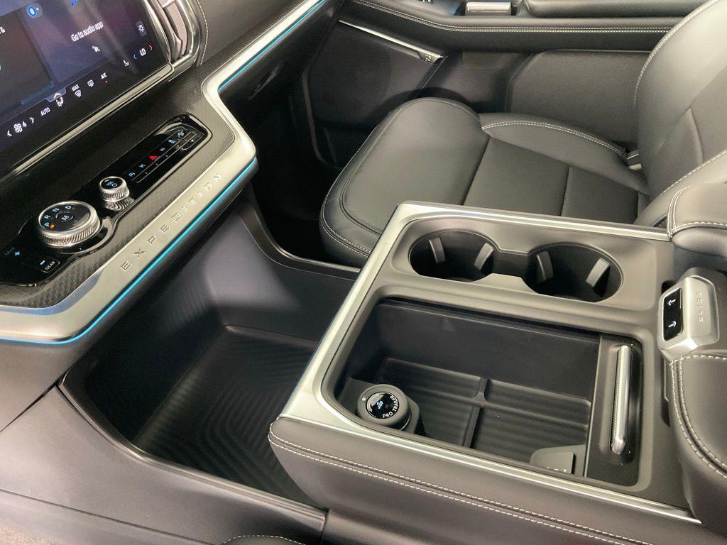 new 2026 Ford Expedition Max car, priced at $84,610