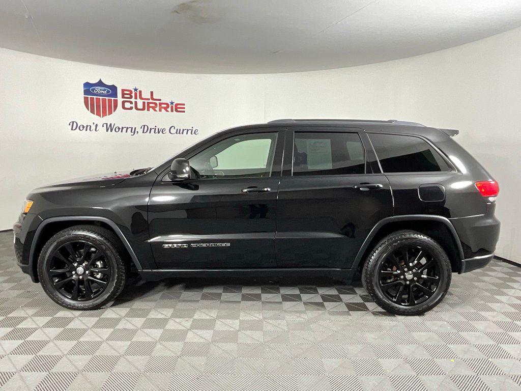 used 2017 Jeep Grand Cherokee car, priced at $16,879