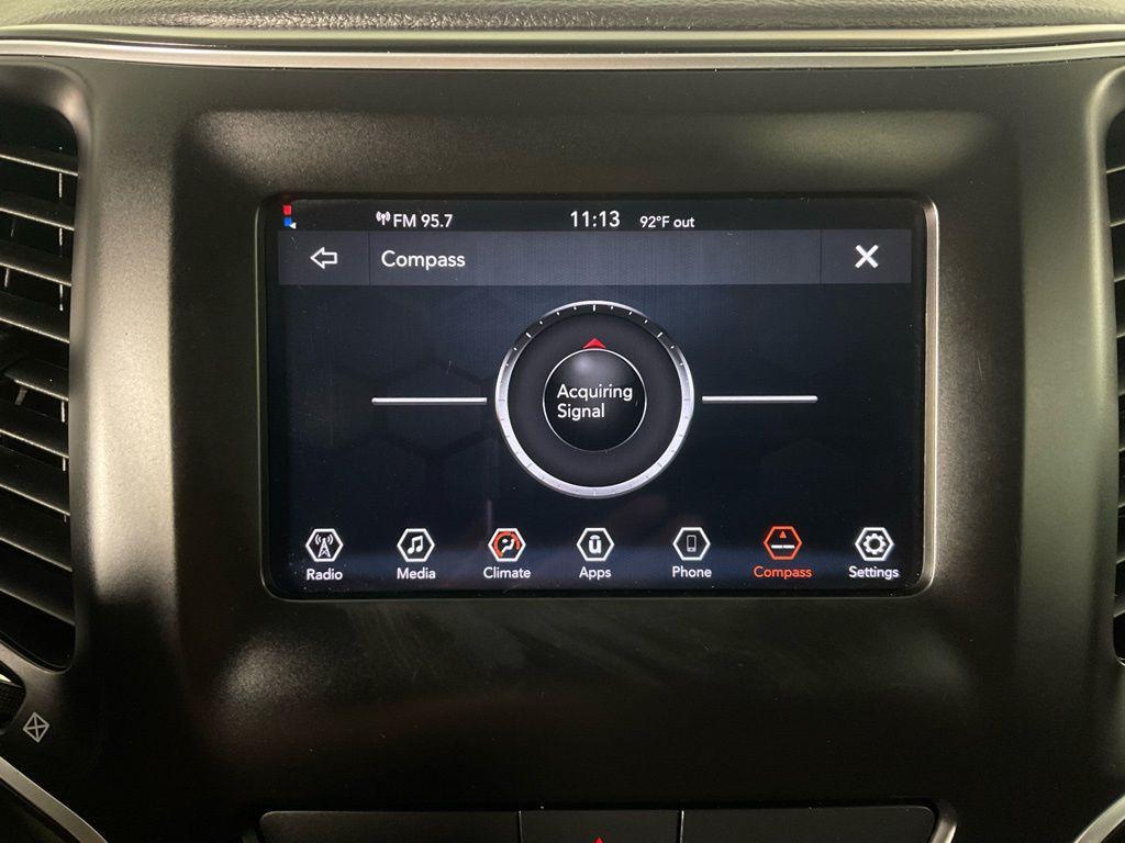 used 2019 Jeep Cherokee car, priced at $9,979