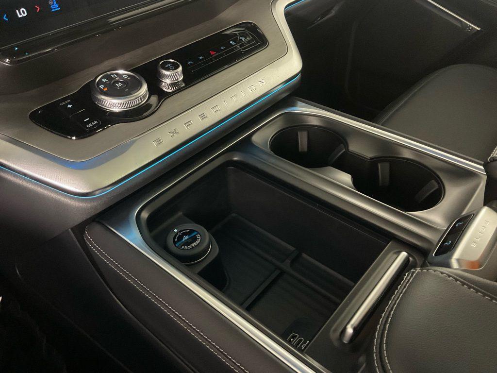 new 2026 Ford Expedition car, priced at $70,877