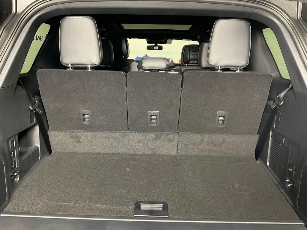 new 2026 Ford Expedition car, priced at $80,708