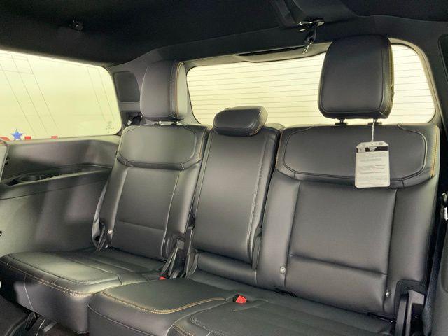 new 2025 Ford Expedition car, priced at $75,459