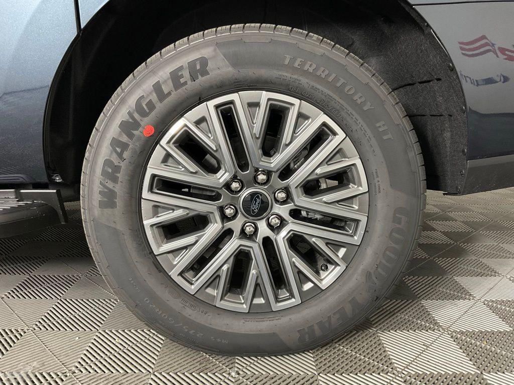 new 2026 Ford Expedition Max car, priced at $80,540
