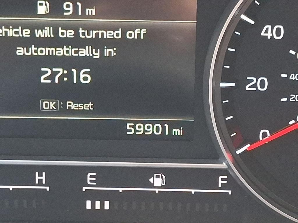 used 2023 Kia Sorento car, priced at $27,894