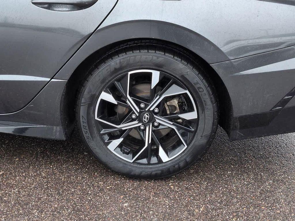 used 2025 Hyundai Sonata car, priced at $22,300