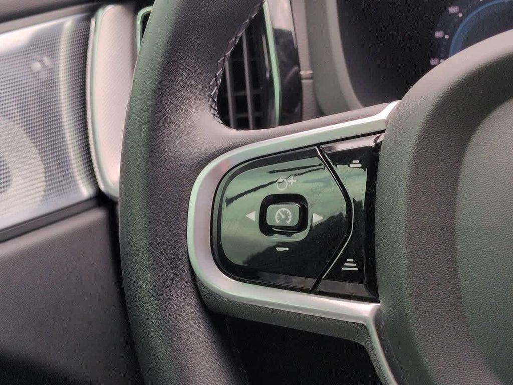 used 2022 Volvo XC60 Recharge Plug-In Hybrid car, priced at $32,856