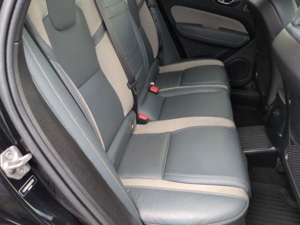 used 2022 Volvo XC60 Recharge Plug-In Hybrid car, priced at $31,582