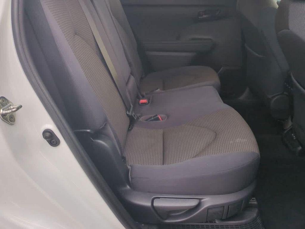 used 2023 Toyota Highlander Hybrid car, priced at $32,200