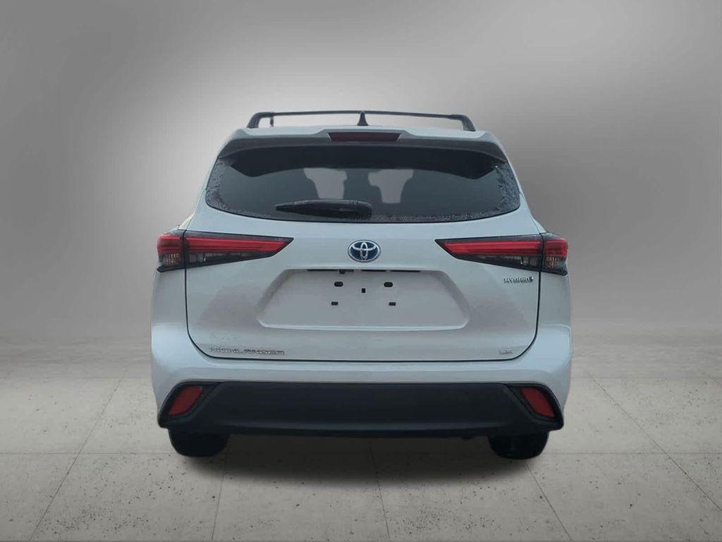 used 2023 Toyota Highlander Hybrid car, priced at $32,200