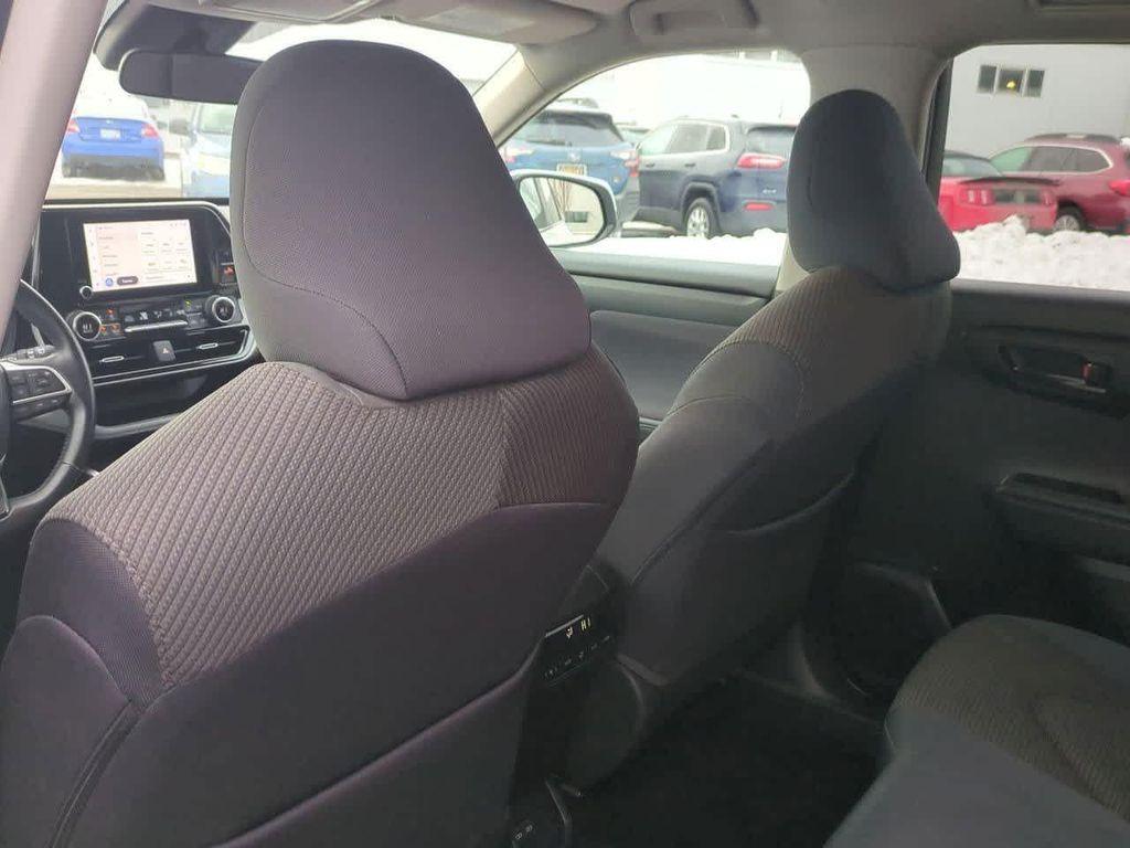 used 2023 Toyota Highlander Hybrid car, priced at $32,200