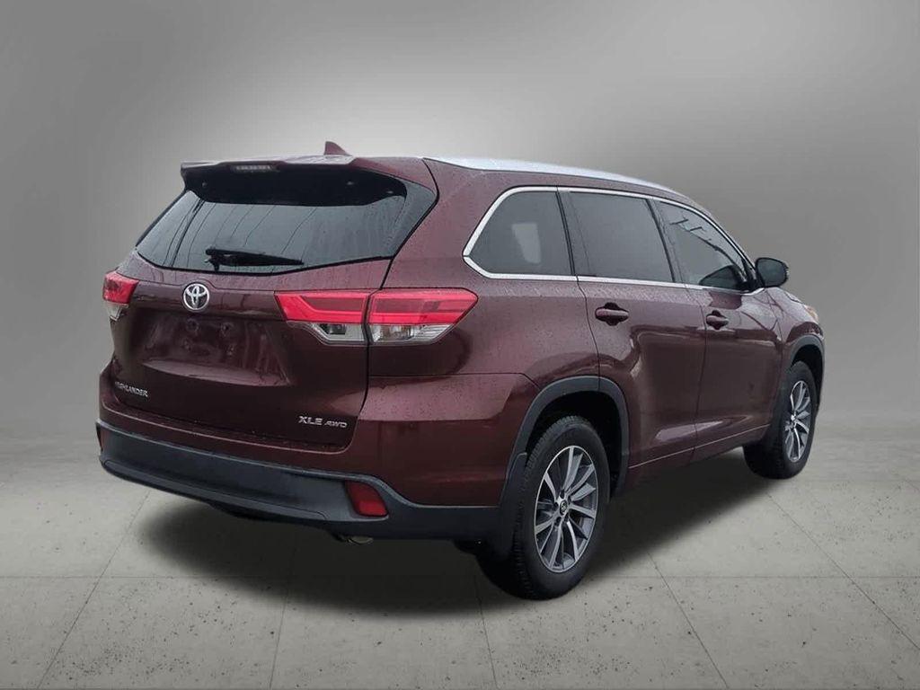 used 2017 Toyota Highlander car, priced at $23,336