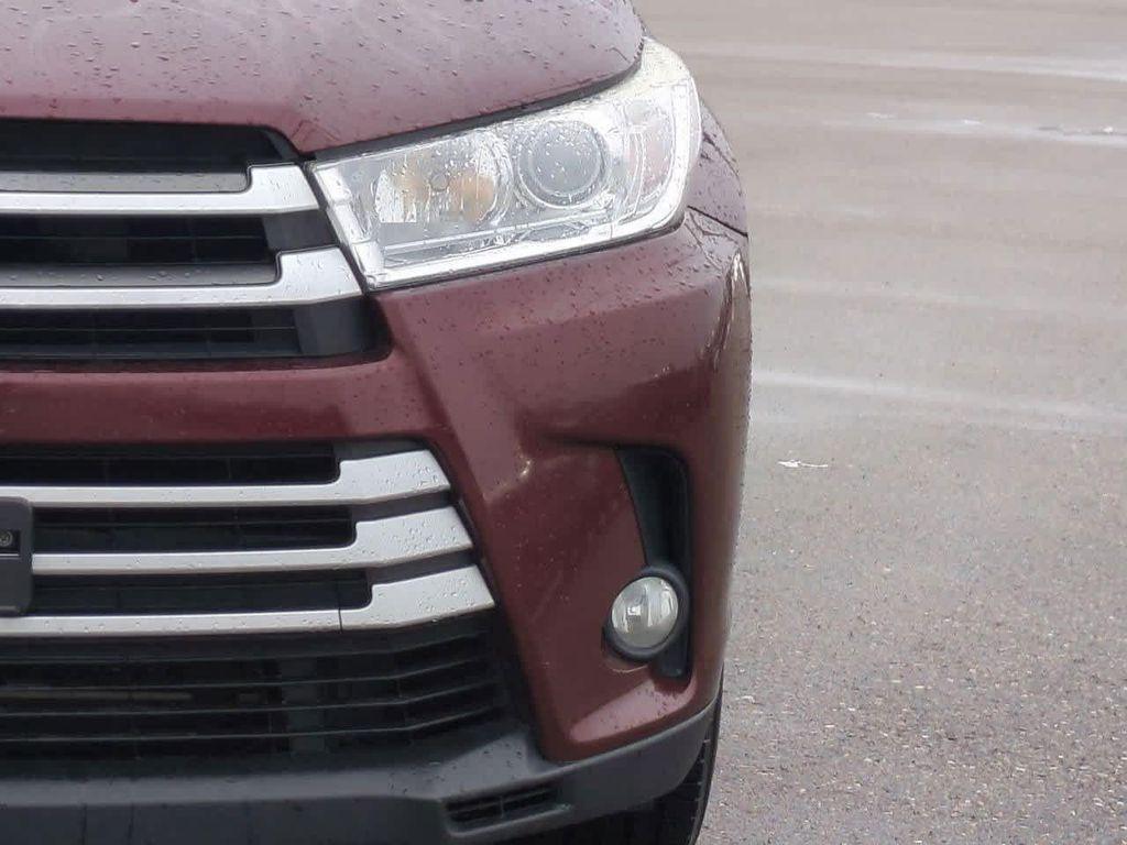 used 2017 Toyota Highlander car, priced at $23,336