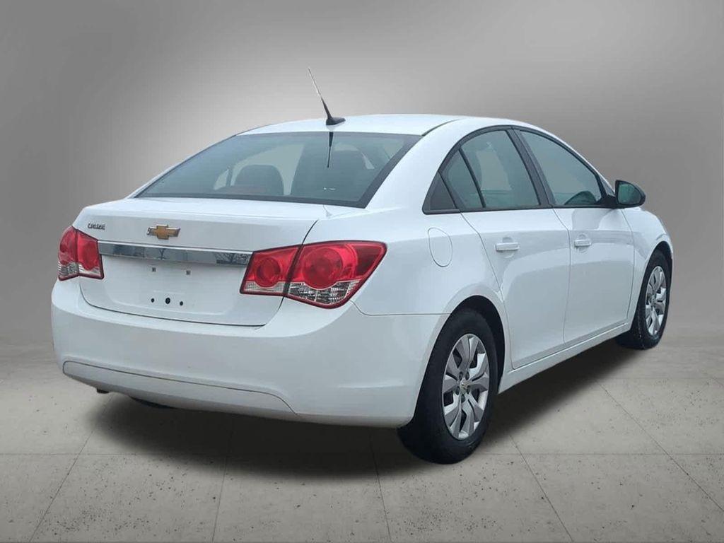 used 2013 Chevrolet Cruze car, priced at $3,900