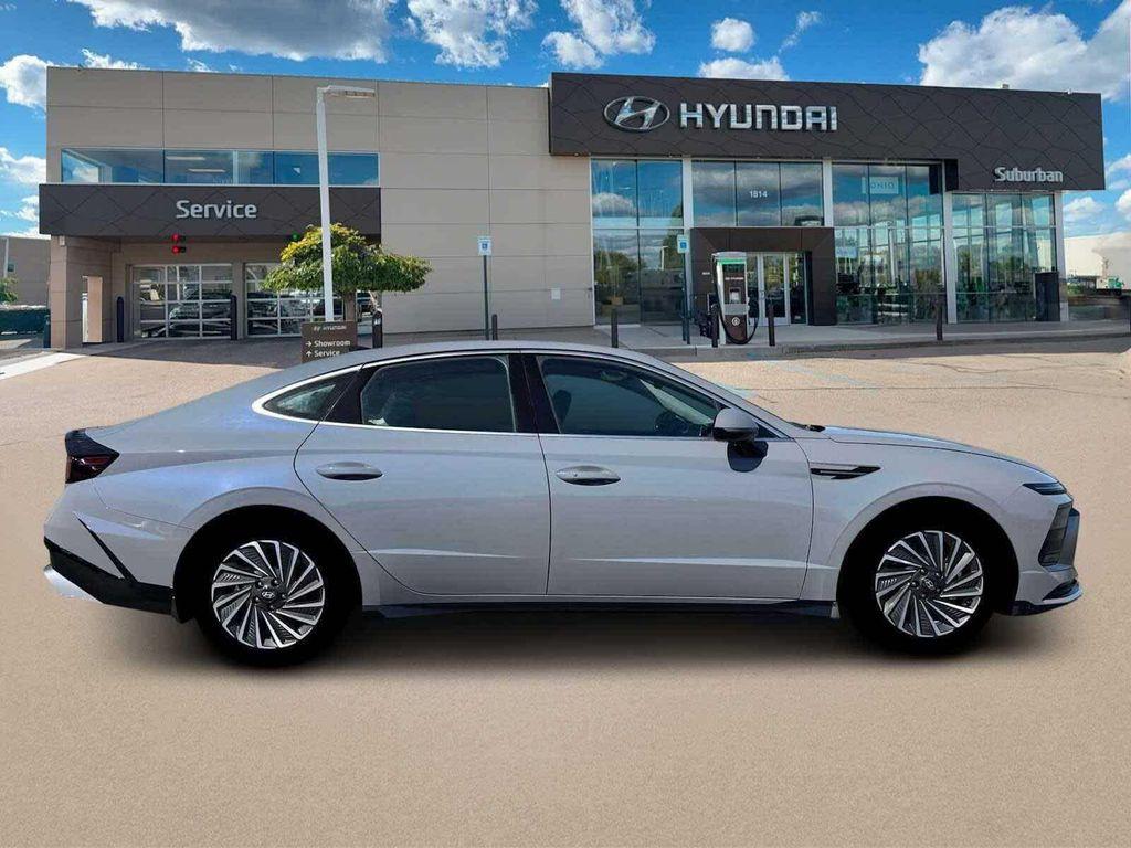 new 2026 Hyundai Sonata Hybrid car, priced at $34,095