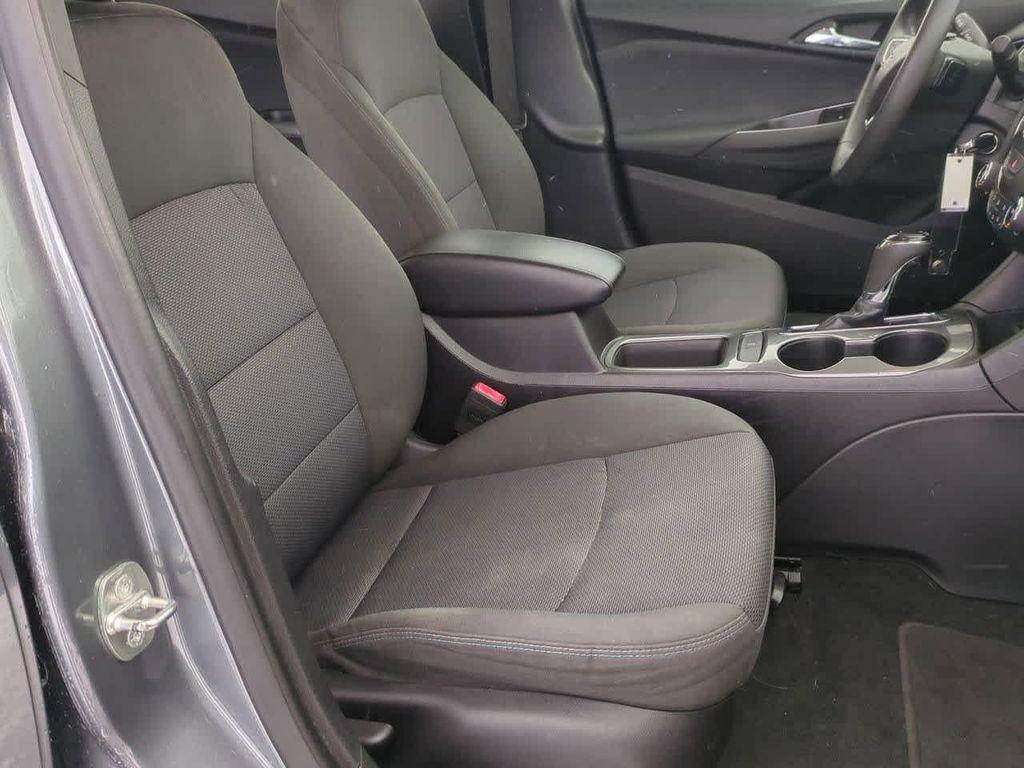 used 2018 Chevrolet Cruze car, priced at $10,500