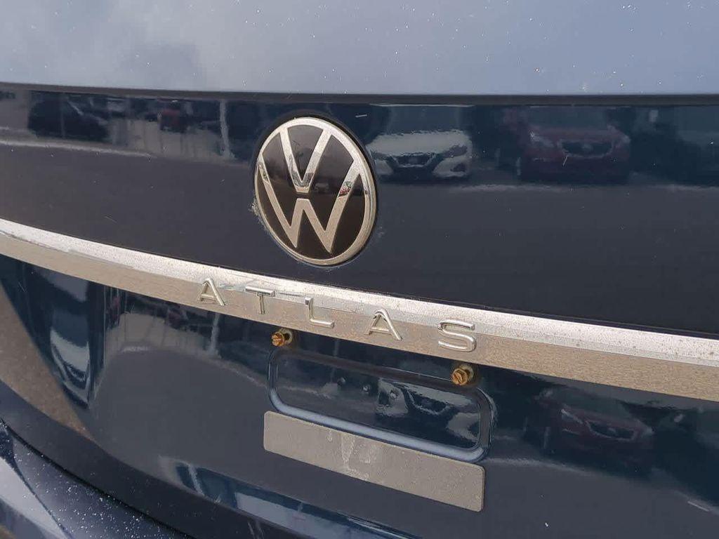 used 2021 Volkswagen Atlas car, priced at $21,150