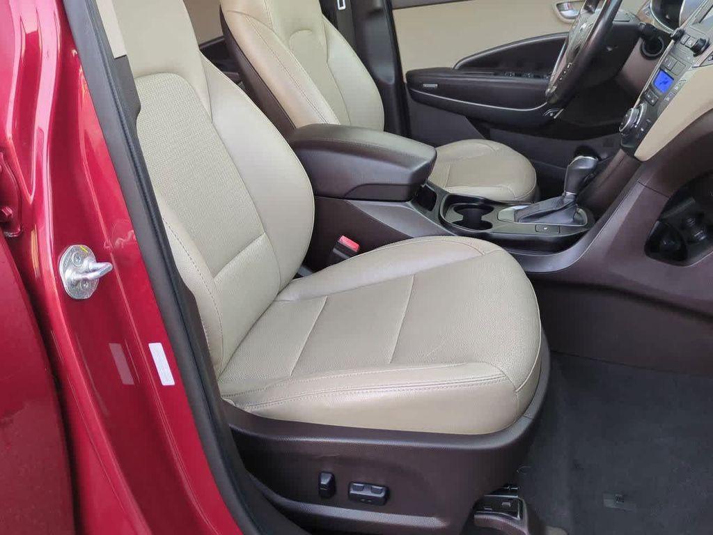 used 2014 Hyundai Santa Fe Sport car, priced at $6,900