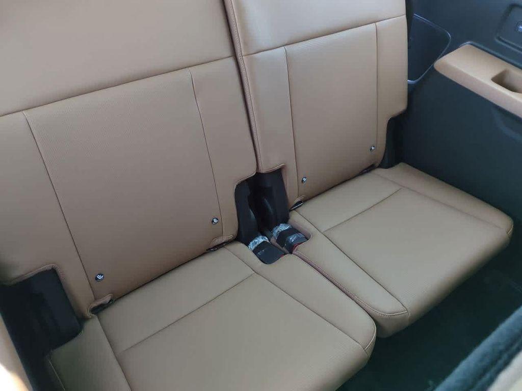 used 2025 Hyundai Santa Fe car, priced at $35,900