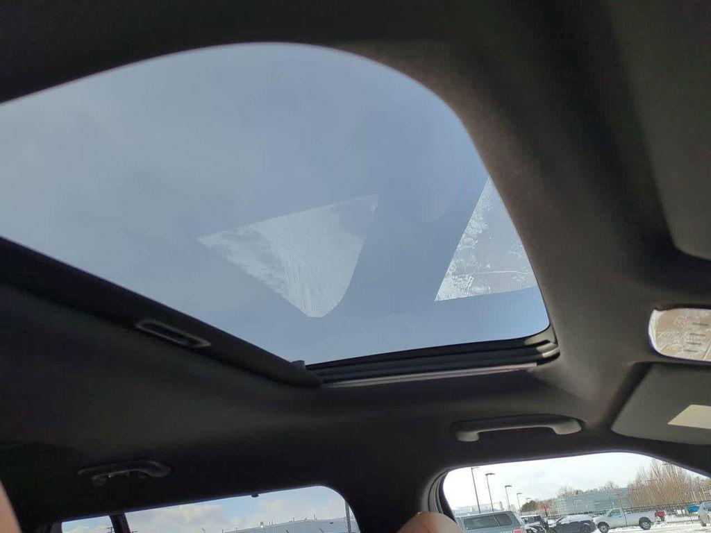 used 2025 Hyundai Santa Fe car, priced at $35,900