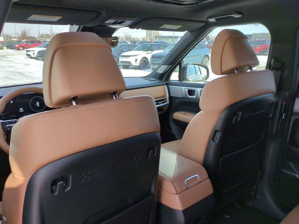 used 2025 Hyundai Santa Fe car, priced at $35,900