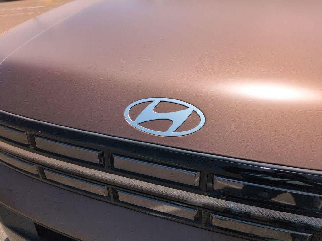 used 2025 Hyundai Santa Fe car, priced at $36,778